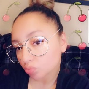 Meet your Posher, Savannah